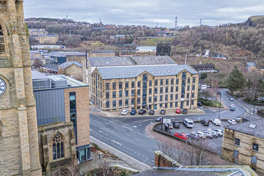 Chic Mill Conversion Beside Piece Hall & Eureka! Halifax Eksteriør bilde